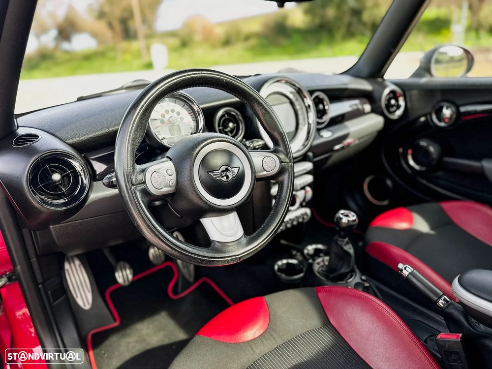 MINI 3 Portas John Cooper Works - 10