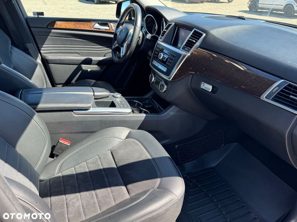 Mercedes-Benz ML 350 BlueTEC 4-Matic - 20