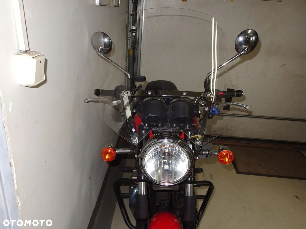 Triumph Bonneville - 5
