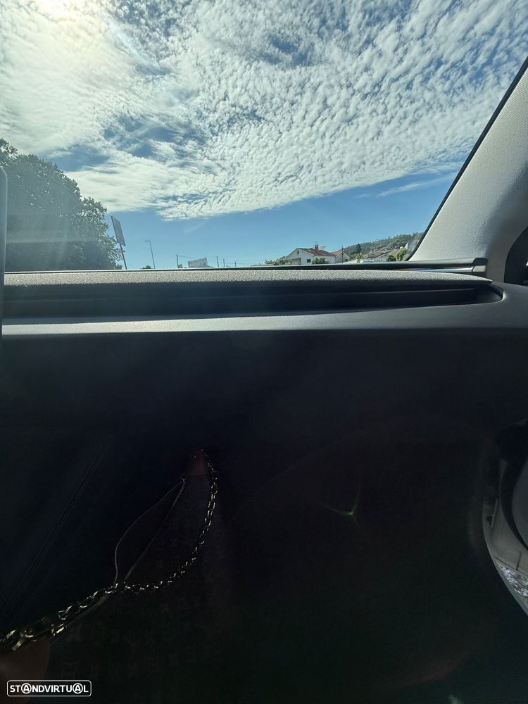 Tesla Model 3 Tração Traseira - 25
