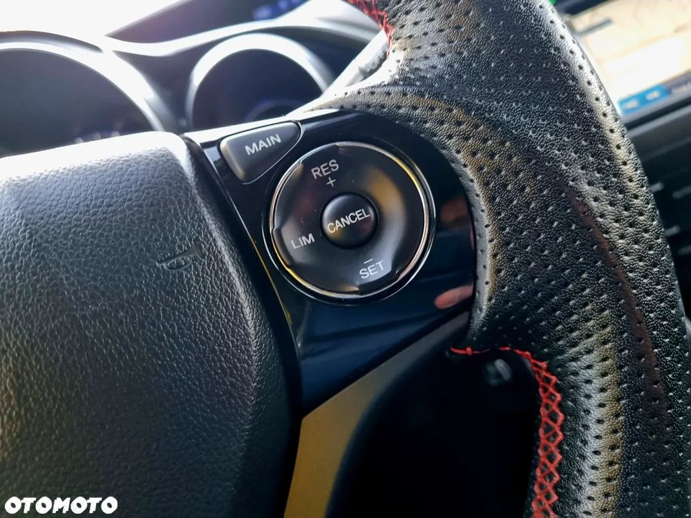 Honda Civic 1.8 i-VTEC Sport - 18