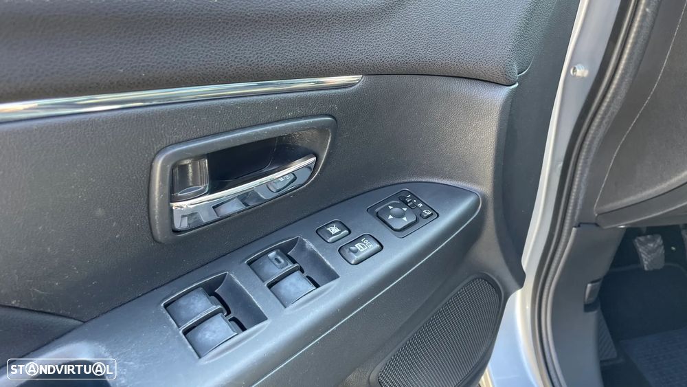 Mitsubishi ASX 1.8 DI-D Intense - 23