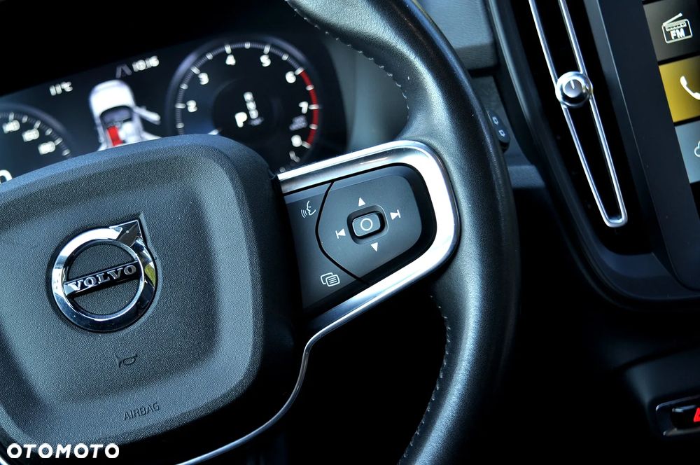 Volvo XC 40 T2 Core - 28