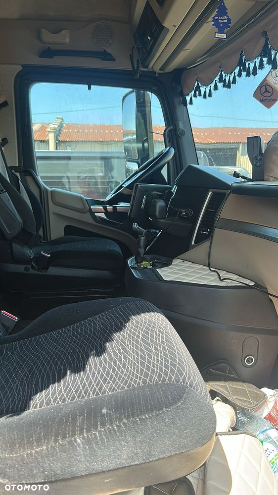 Mercedes-Benz Actros 2551 - 5