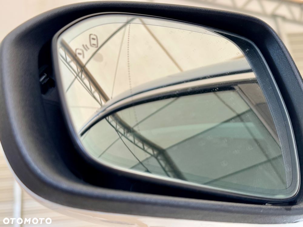 Ford Mondeo 2.0 EcoBlue Titanium - 31