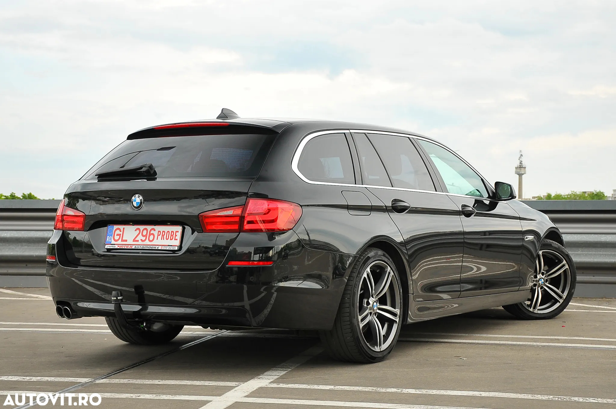 BMW Seria 5 520d Aut. - 12