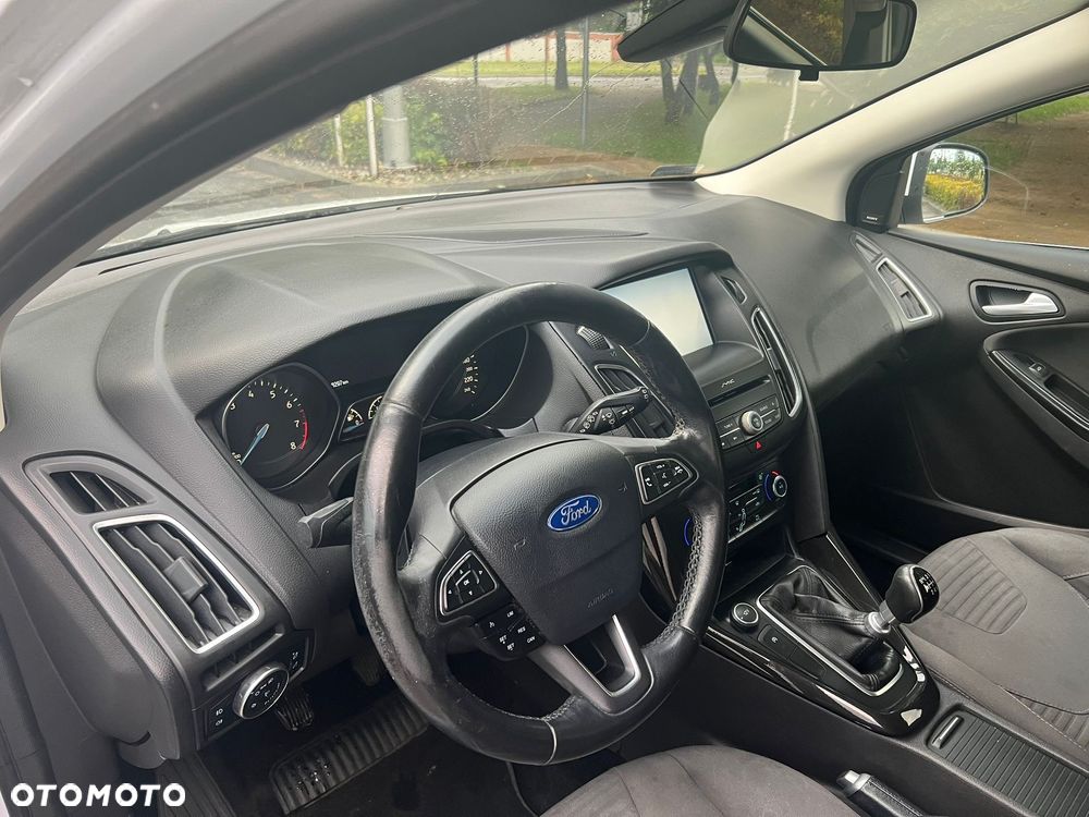 Ford Focus 1.5 EcoBoost Titanium ASS - 7