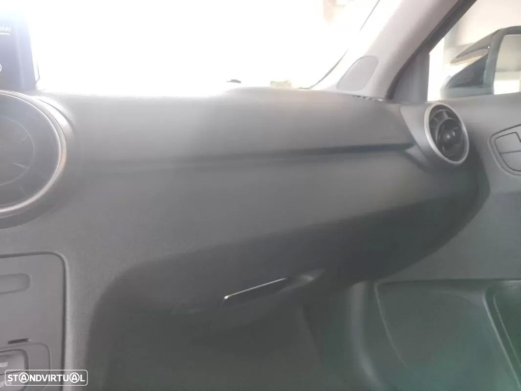Audi A1 1.6 TDI Attraction - 32