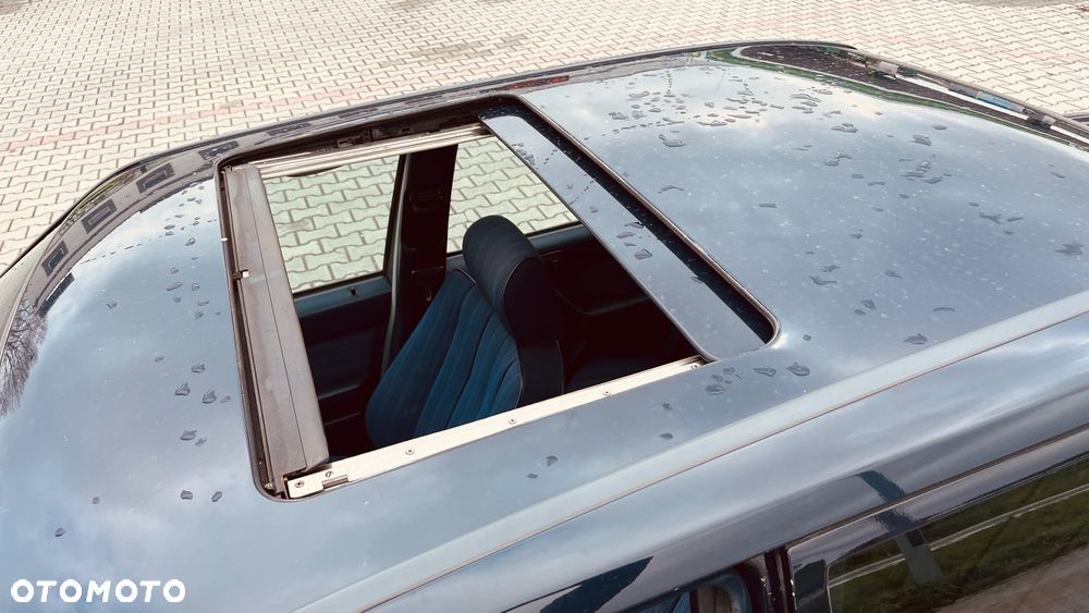 Mercedes-Benz W124 (1984-1993) - 10