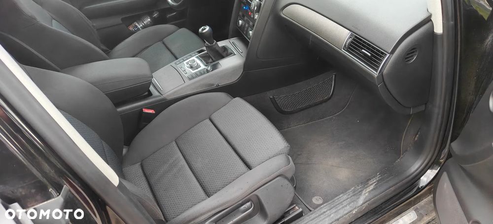 Audi A6 Avant 2.7 TDI DPF - 10