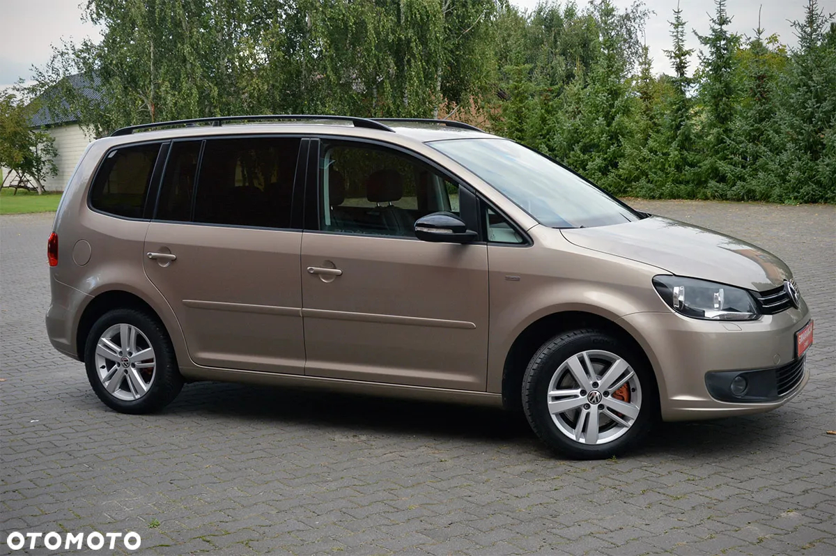Volkswagen Touran 2.0 TDI DPF DSG MATCH - 34