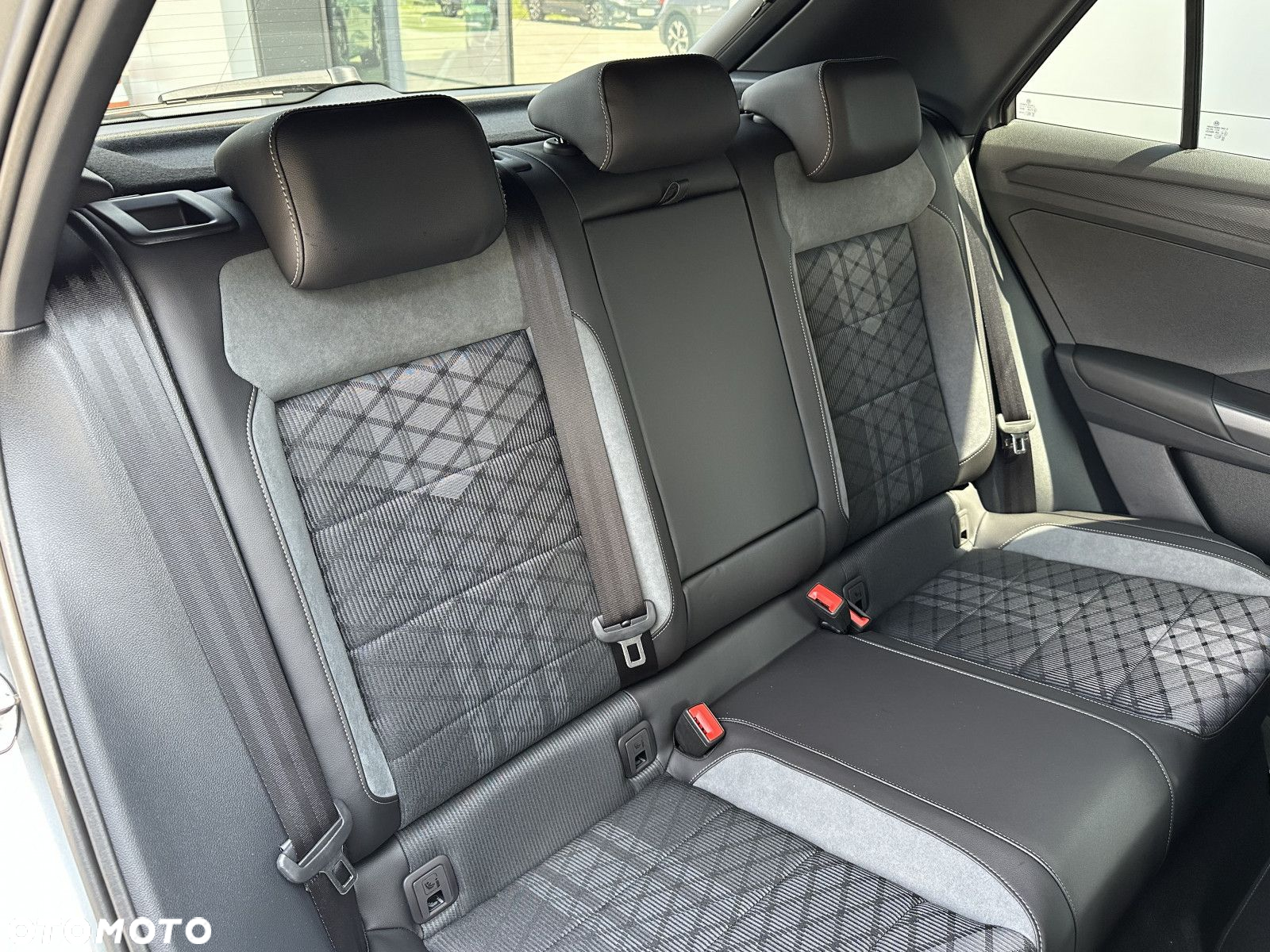Volkswagen T-Roc 2.0 TSI 4Motion R-Line DSG - 25