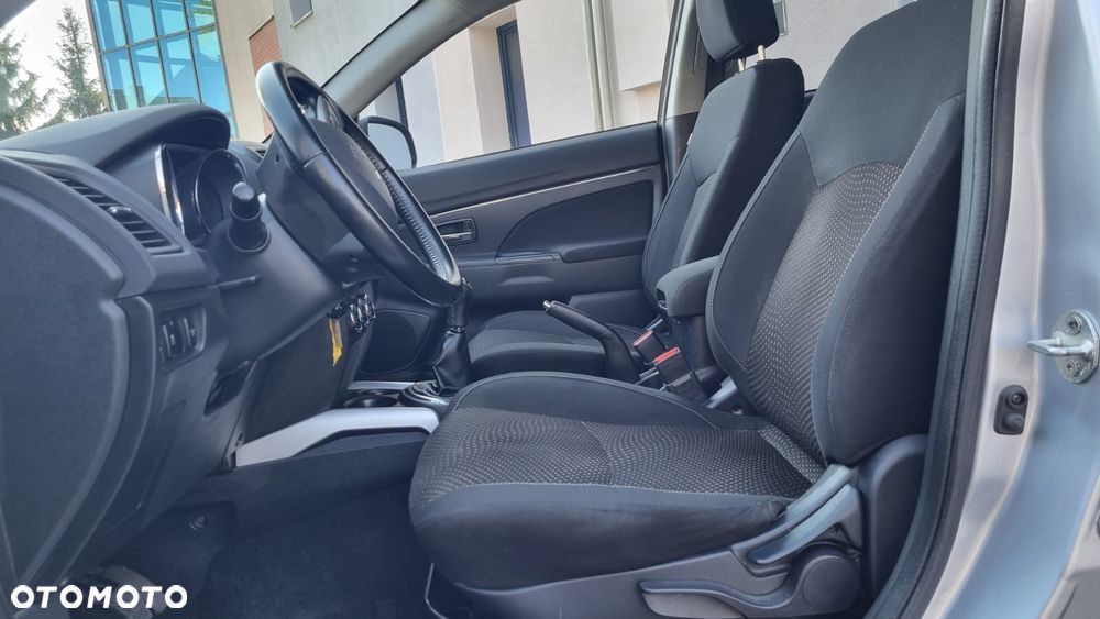 Mitsubishi ASX 1.6 Invite Navi - 21