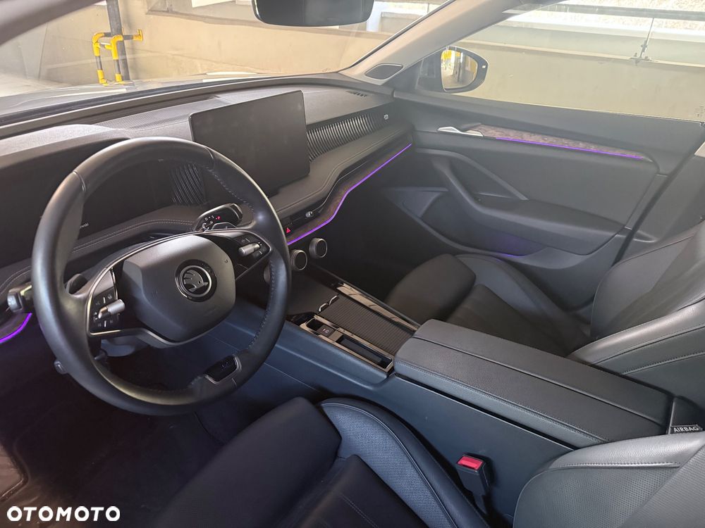 Skoda Superb 2.0 TDI SCR L&K DSG - 6