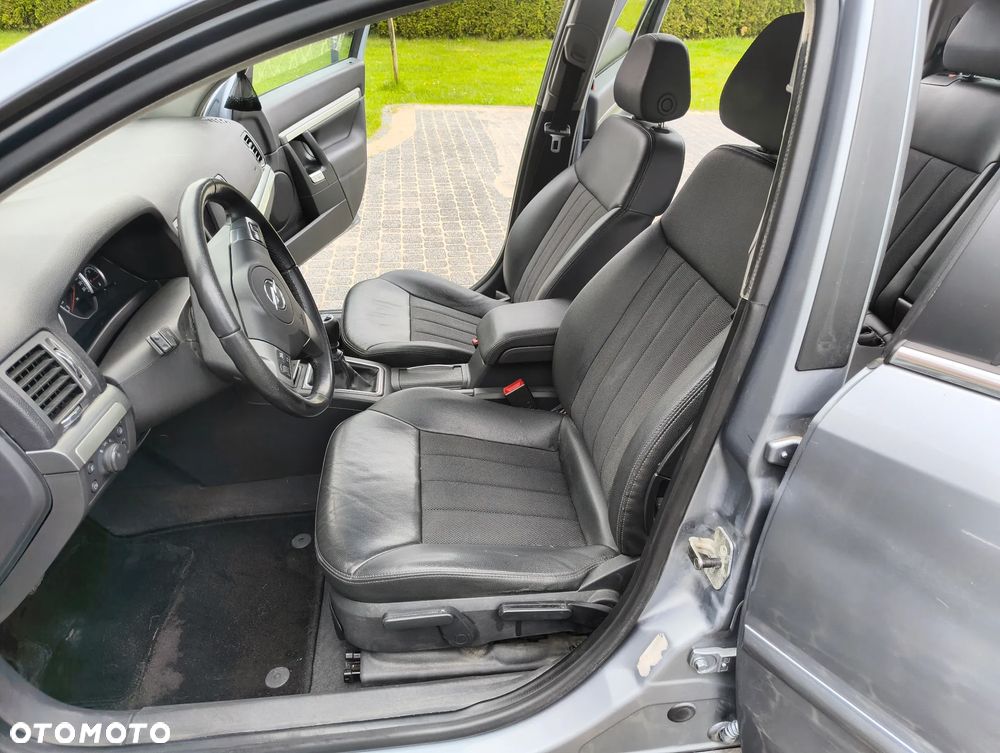 Opel Vectra 1.8 - 13