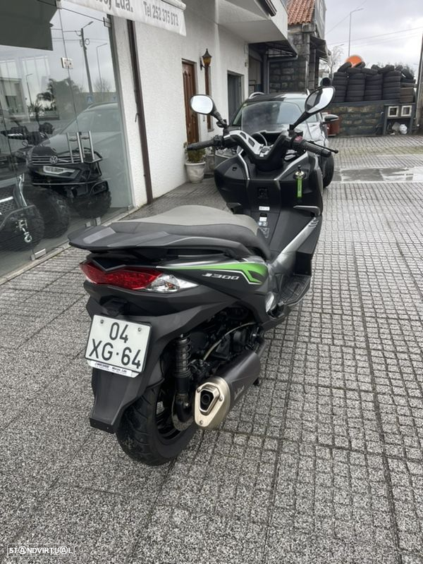 Kawasaki J300 300 - 3