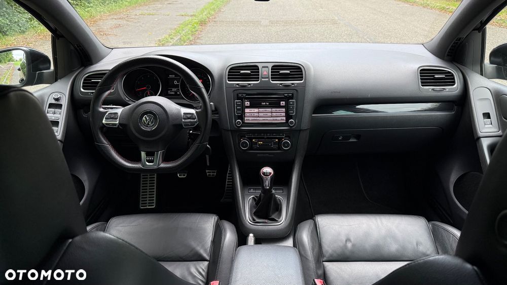 Volkswagen Golf 2.0 GTI - 11