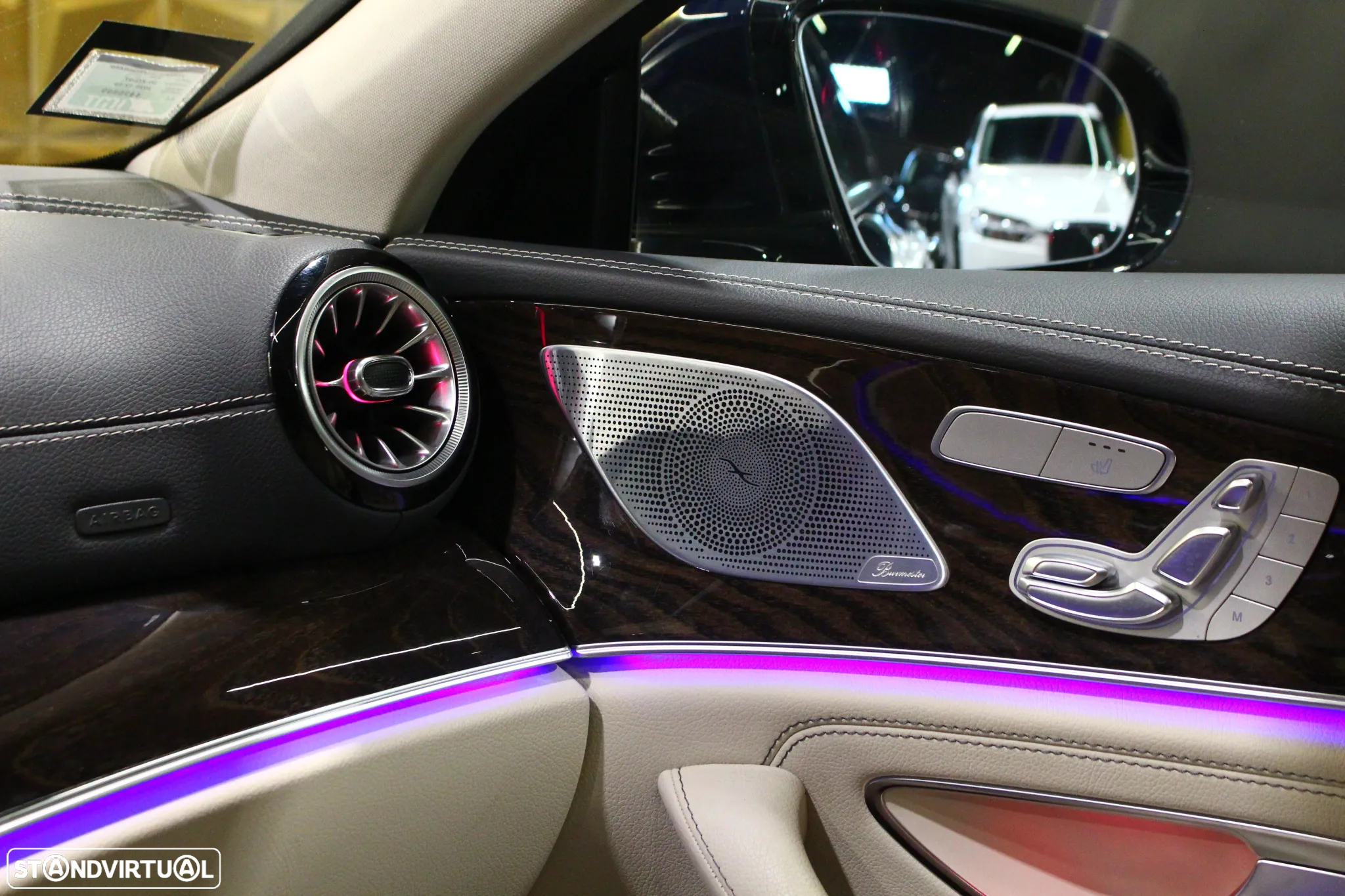 Mercedes-Benz CLS 300 d - 33