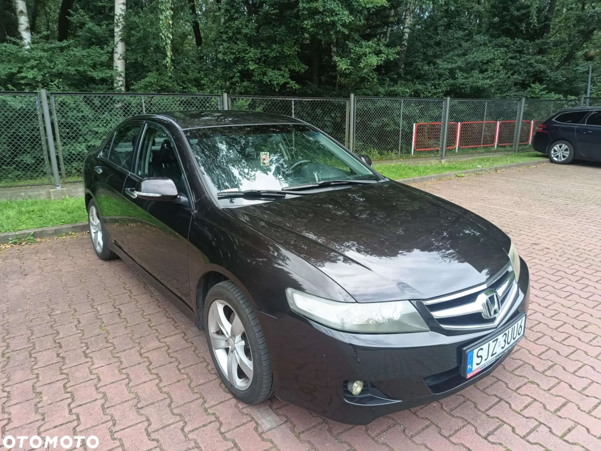 Honda Accord 2.0 Executive - 1