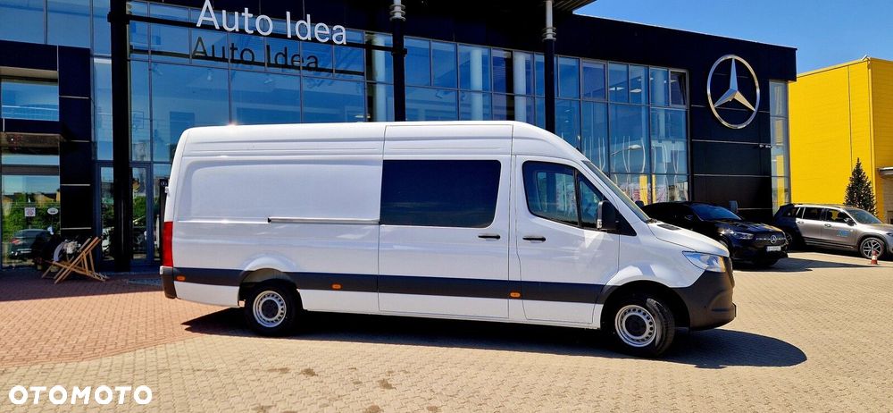 Mercedes-Benz Sprinter - 2