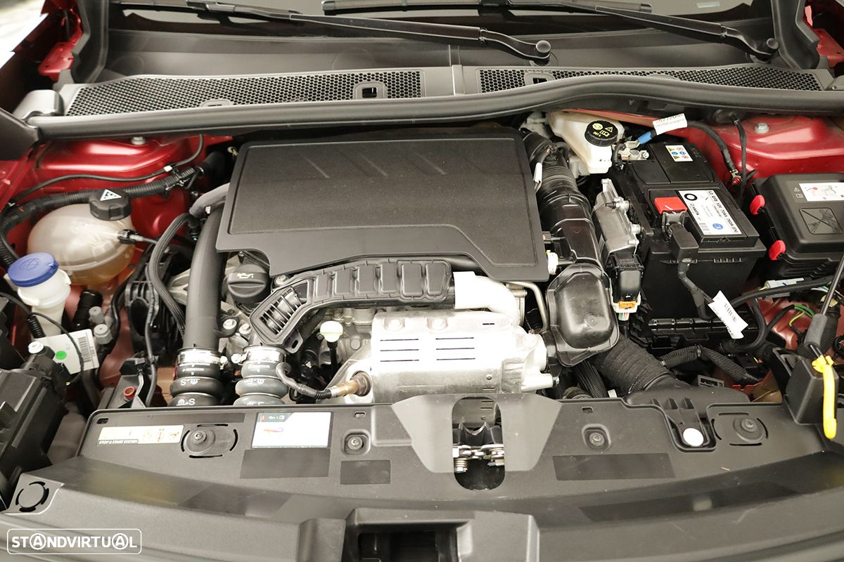Peugeot 2008 1.2 PureTech Allure - 23