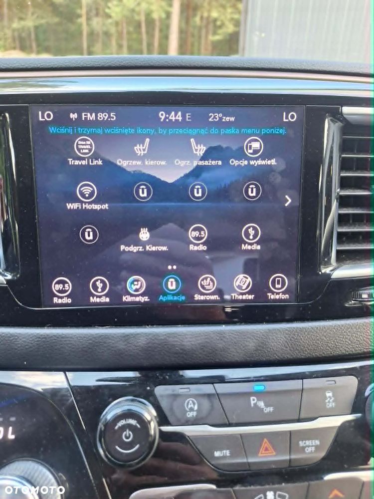 Chrysler Pacifica - 9
