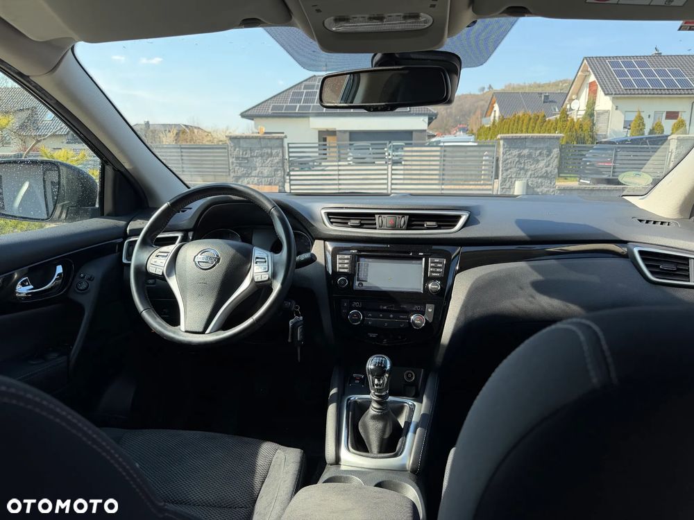 Nissan Qashqai 1.5 dCi DPF visia - 11