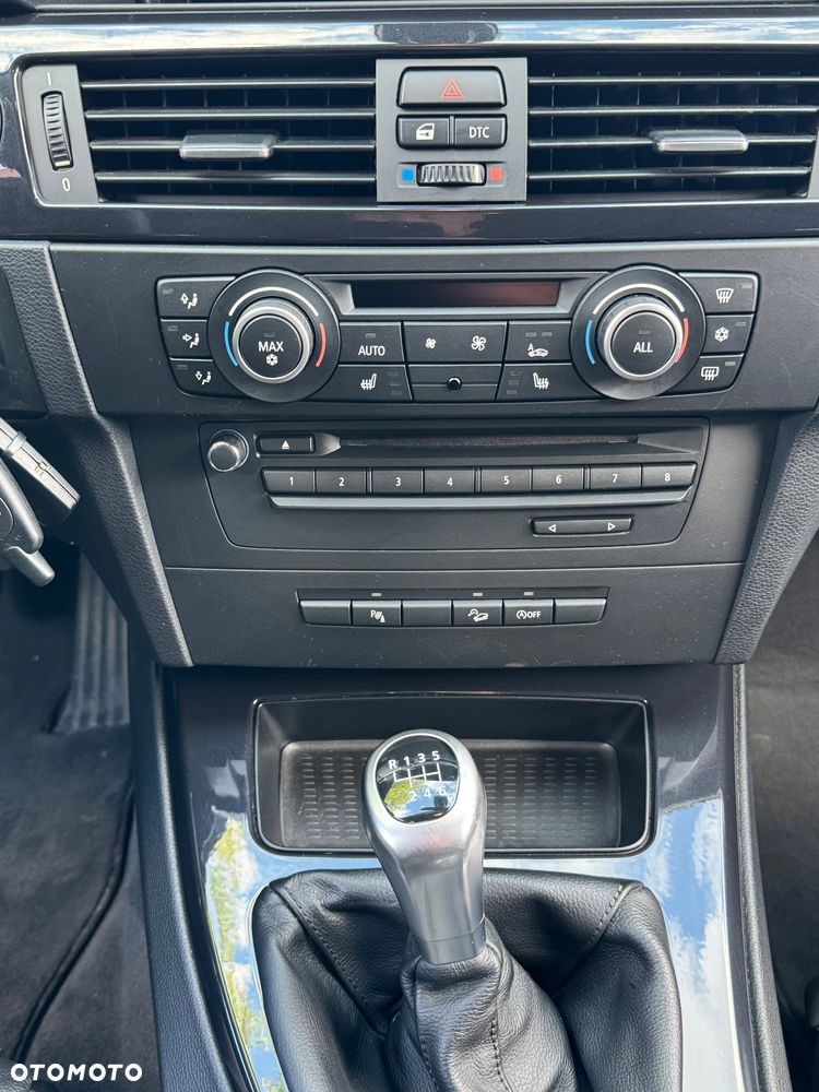 BMW Seria 3 320d Blue Performance Sport Line - 23
