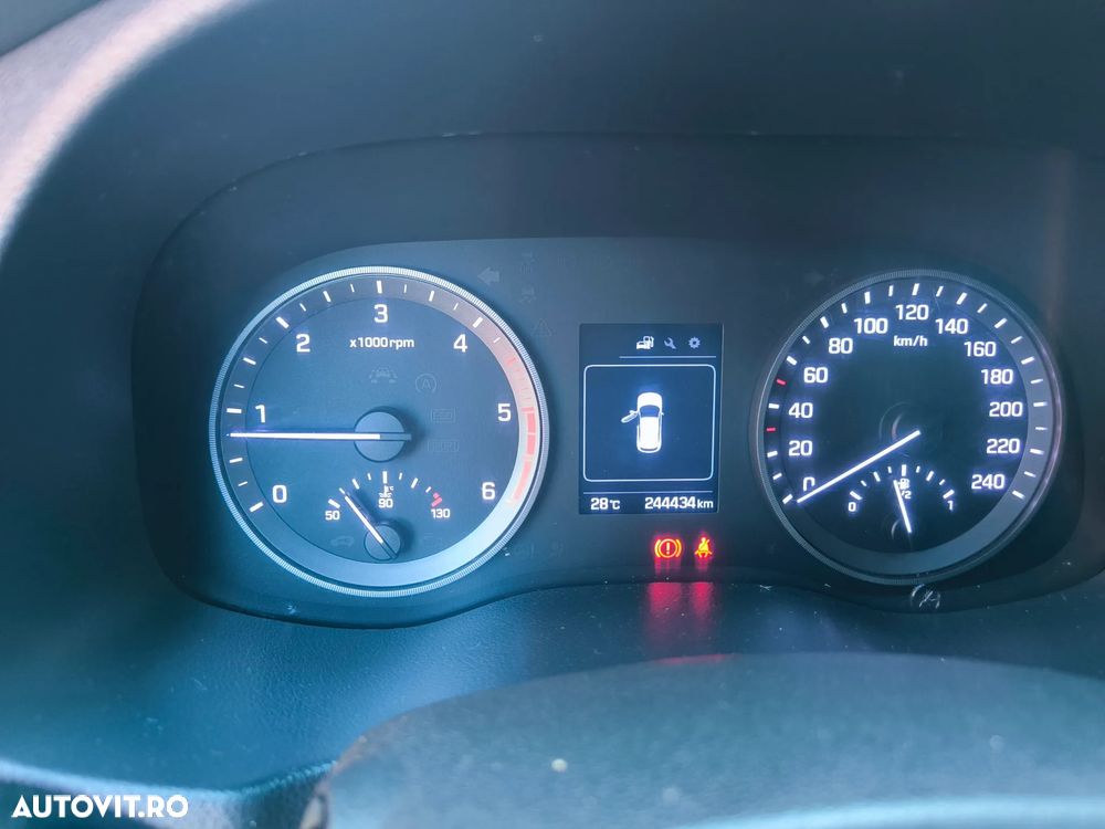 Hyundai Tucson 2.0 CRDI 4WD Advantage - 12