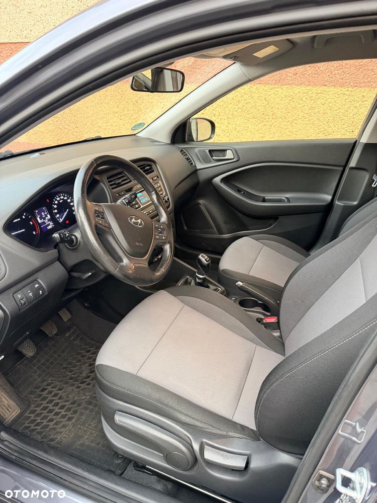 Hyundai i20 - 5