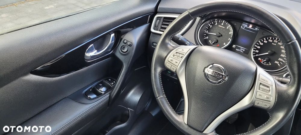 Nissan Qashqai 1.2 DIG-T Xtronic TEKNA+ - 22