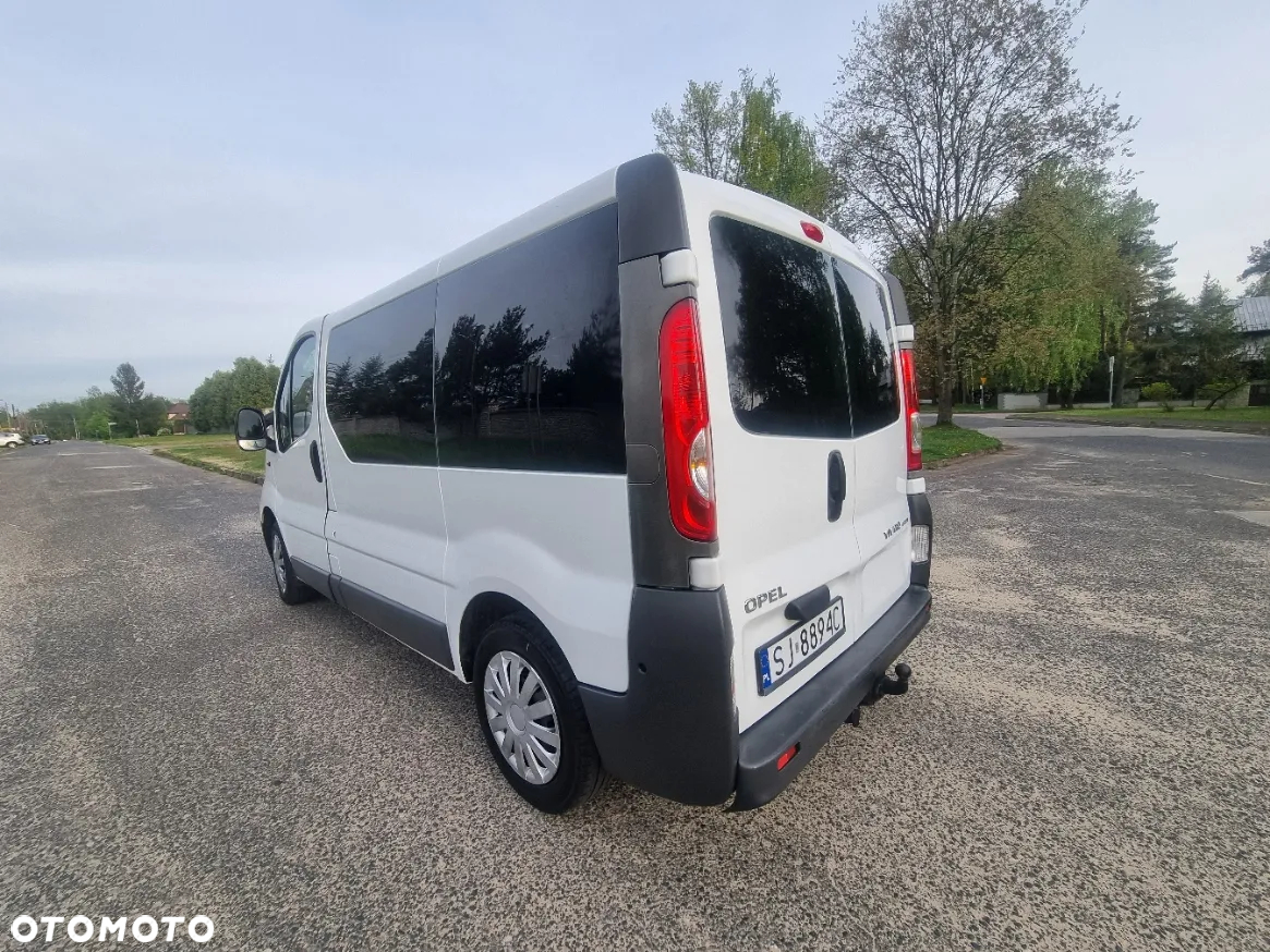 Opel Vivaro - 5