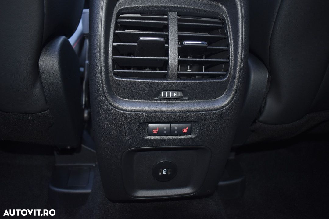 Ford Kuga - 16