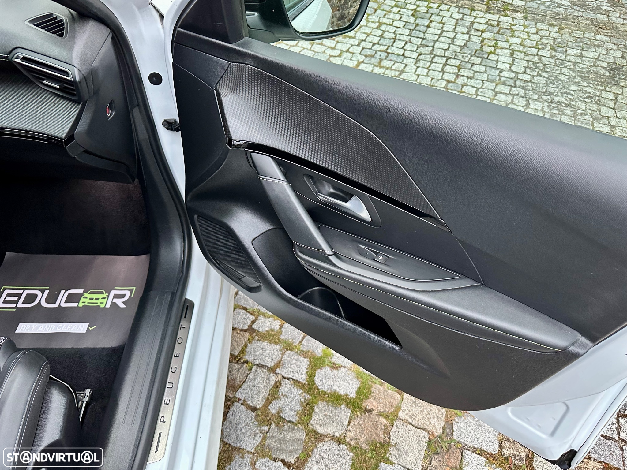 Peugeot e-208 50 kWh GT Line - 21