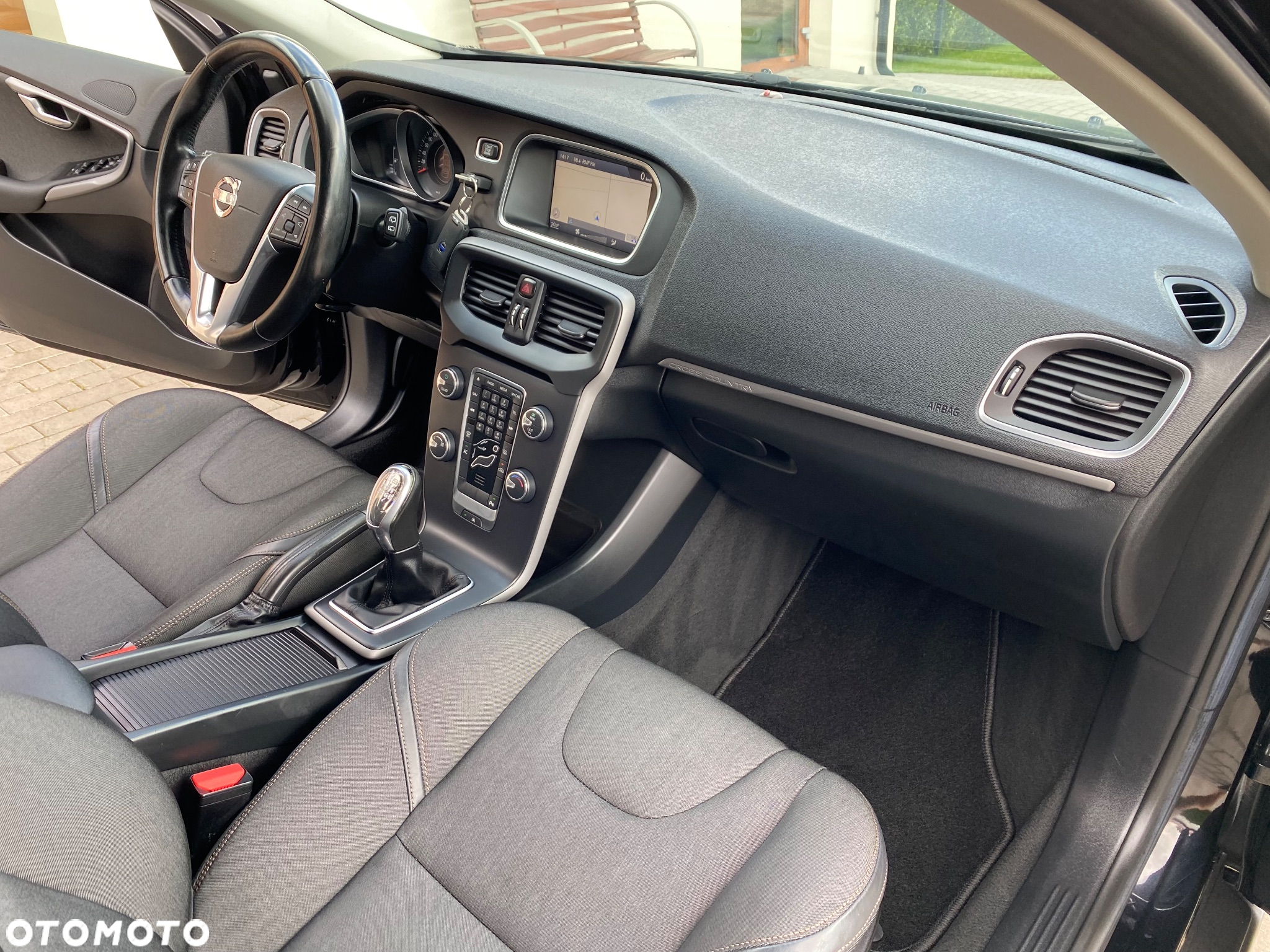 Volvo V40 Cross Country D3 Momentum - 7
