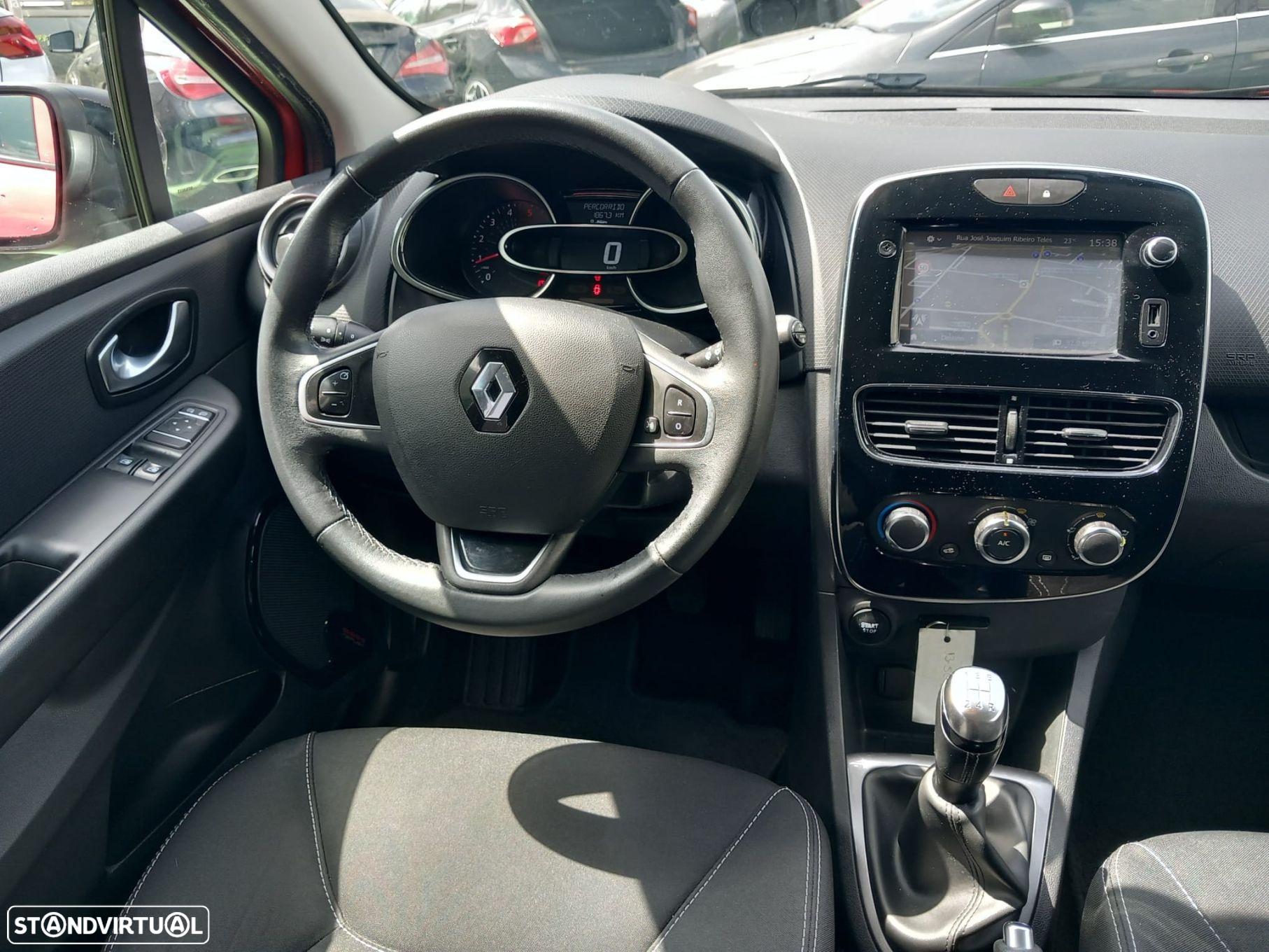 Renault Clio 1.5 dCi Limited - 13
