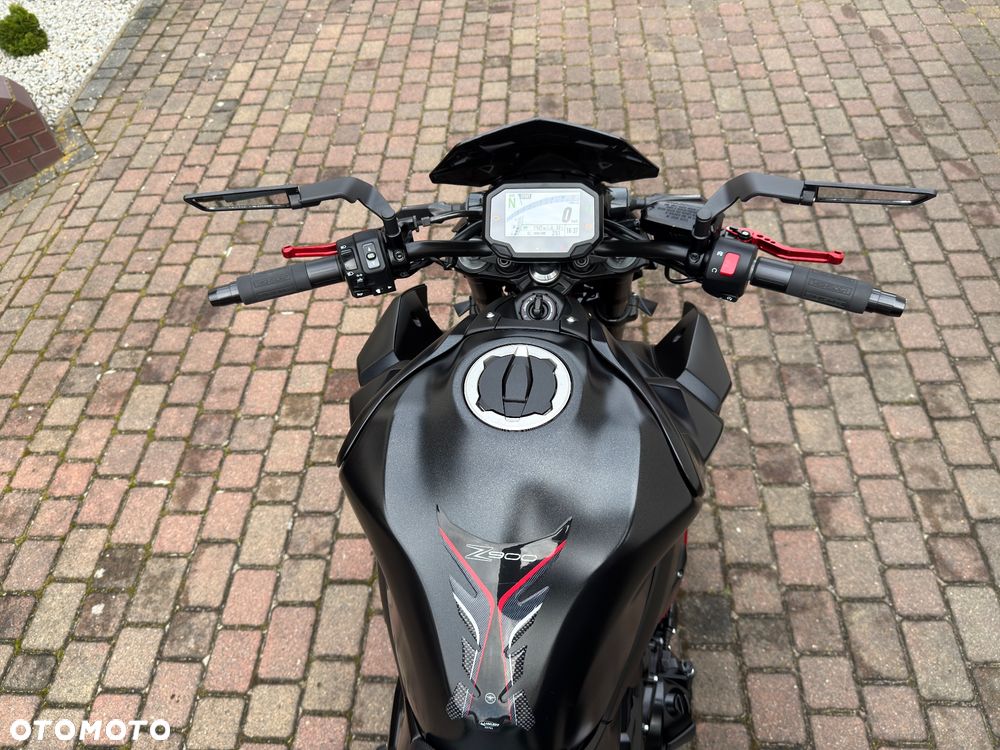 Kawasaki Z 900 - 12
