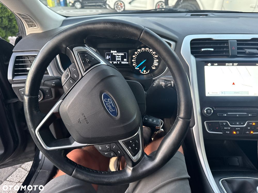 Ford Mondeo 2.0 TDCi Allrad Titanium - 14