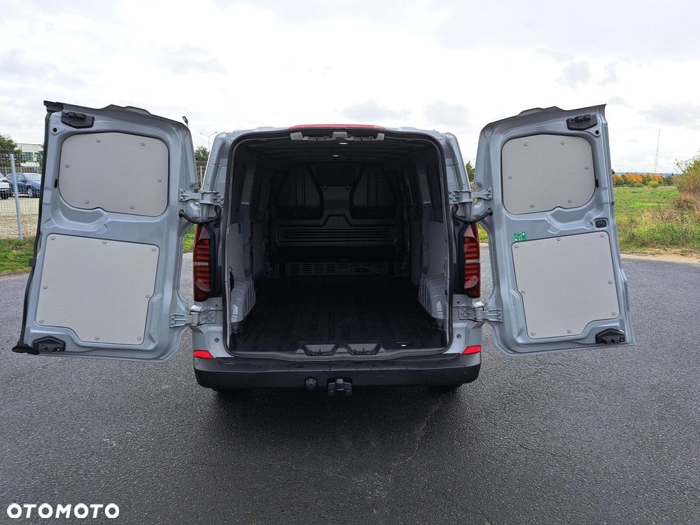 Volkswagen Transporter Furgon, 2,0 l TDI 170 KM / 8-bieg.automatyczna r. o: 3500 mm - 10