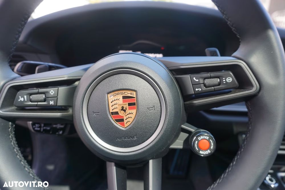 Porsche 911 Carrera PDK - 12