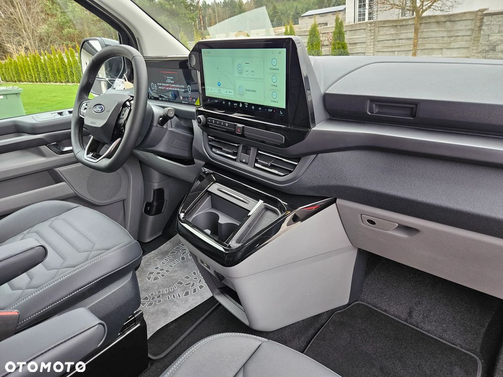 Ford Tourneo Custom 2.0 EcoBlue L2 Titanium X SelectShift - 24