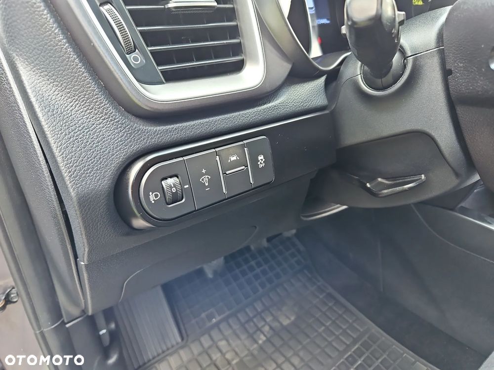 Kia Ceed 1.4 M - 21