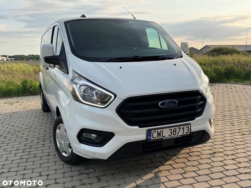 Ford TRANSIT CUSTOM - 19