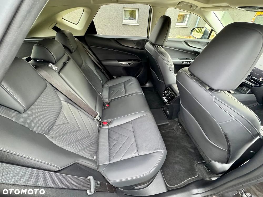 Lexus NX 450h+ Omotenashi AWD - 14
