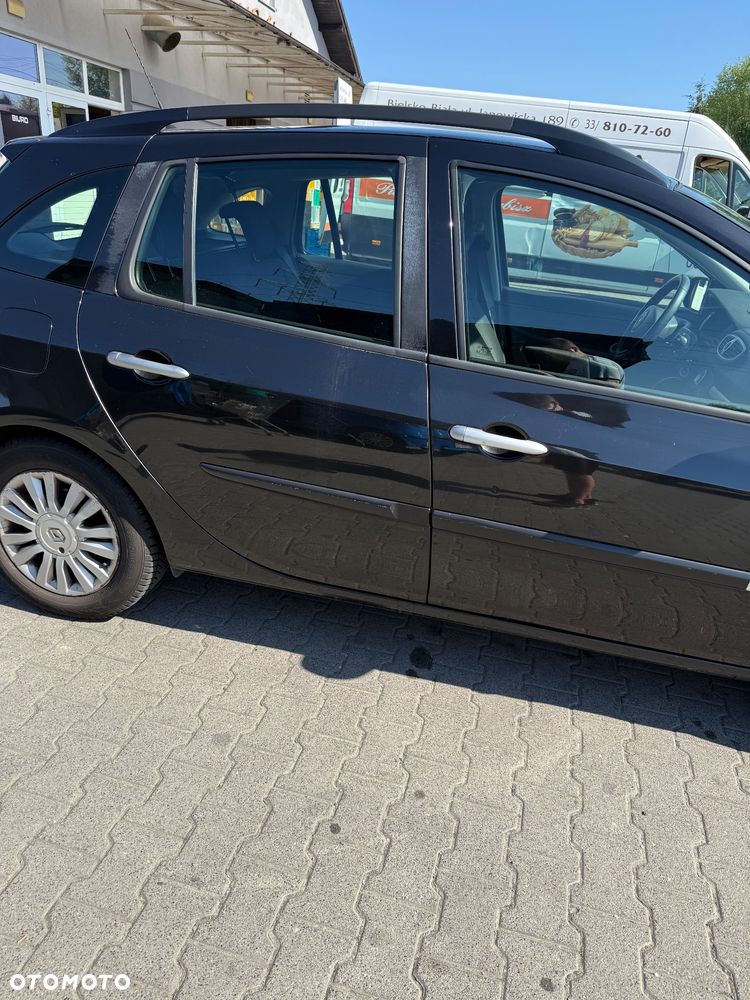 Renault Clio 1.6 16V Dynamique - 9
