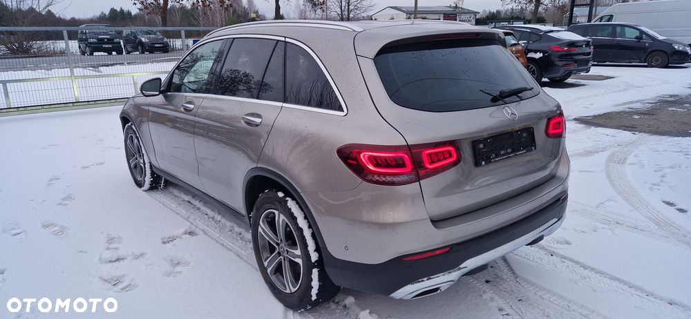 Mercedes-Benz GLC 220 d 4Matic 9G-TRONIC Exclusive - 3