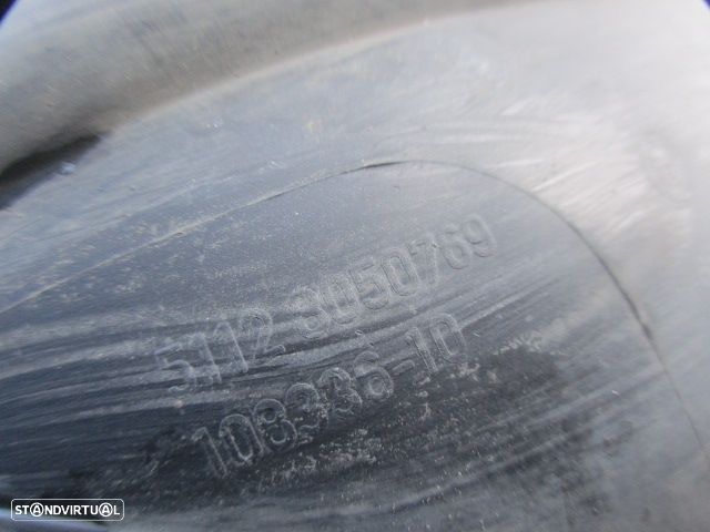 Grelha Friso 51128050769 BMW F21 2015 120D 184 3P BRANCO TR GRE PC TR - 2