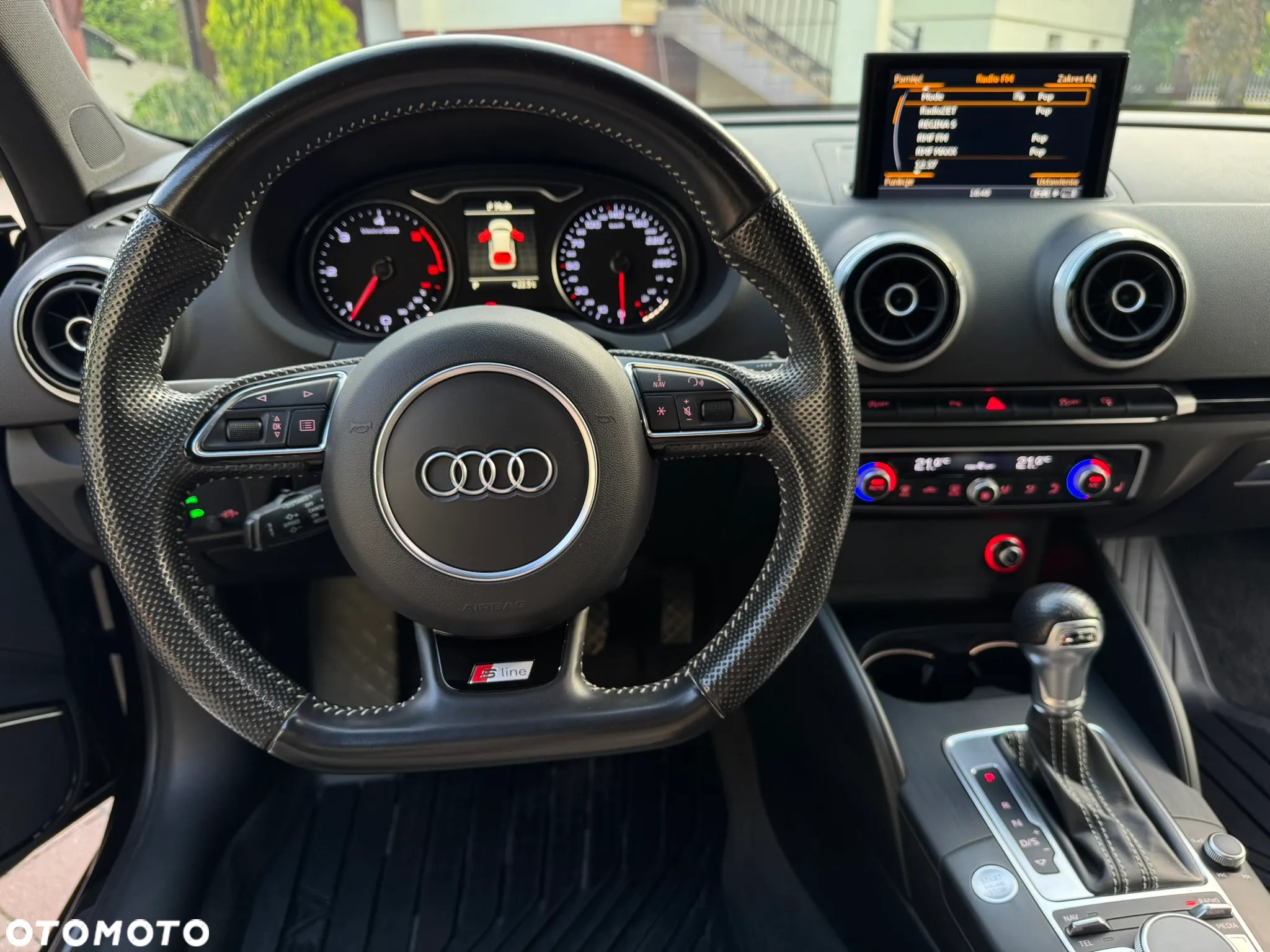 Audi A3 2.0 TDI Sportback (clean diesel) quattro S tronic S line Sportpaket - 28