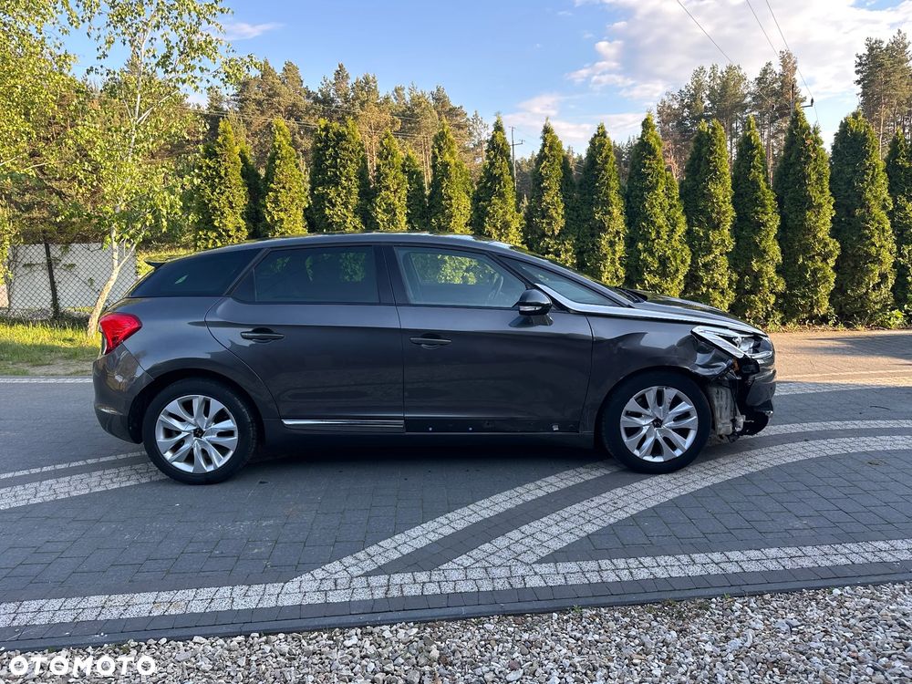 DS Automobiles DS 5 - 7