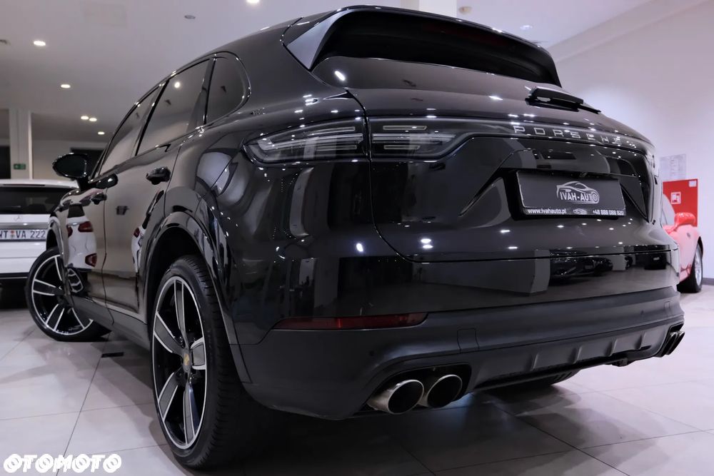 Porsche Cayenne S - 10